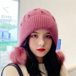 Juwas Knit Hat With Fur Pom Pom