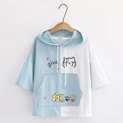 Juwas Cute Kitty Hug Front Pocket T-shirt CLOTHING