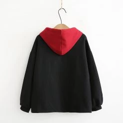 Juwas CLOTHING Lucky Cat Sakura Embroidery Hoodie