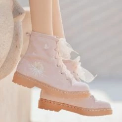 Juwas.com Online Store NEW ARRIVAL Lotus Butterfly Embroidery Martin Boots