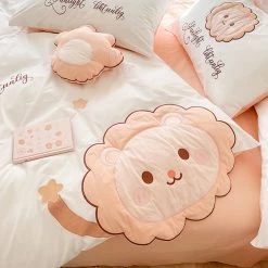 Juwas NEW ARRIVAL Cute Cartoon Lion Embroidery Bedding Set