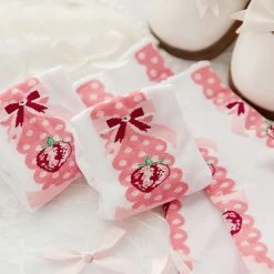 Juwas Sweet Strawberry Treats High Ankle Socks