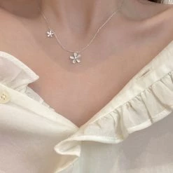 Juwas Daisy Silver Necklace