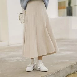 Juwas Japanese Casual Plaid Pleated Flowy Midi Skirt