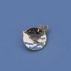 Juwas Cool Big Blue Whale Mini Brooch Pin