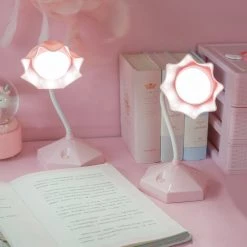 Juwas Kawaii Flowers Rechargeable LED Desk Lamp Lamp & Projector