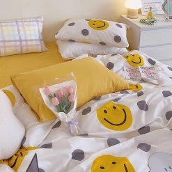 Juwas Emoji Polka Dot Bedding Set