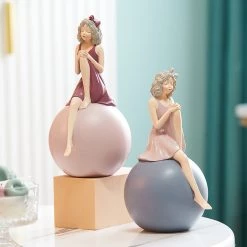 Juwas Girl Sit On Ball Ornaments NEW ARRIVAL