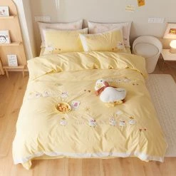 Juwas NEW ARRIVAL Cute Duck Family Printed Bedding Sheet Set