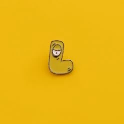 Juwas NEW ARRIVAL Cute Alphabet Letters Mini Pins