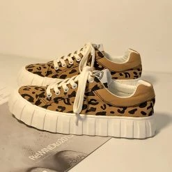 Juwas Leopard Print Canvas Sneakers Shoes