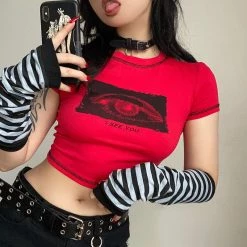 Juwas “I See You” Graphic Crop Top With Sleeves