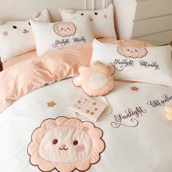 Juwas NEW ARRIVAL Cute Cartoon Lion Embroidery Bedding Set