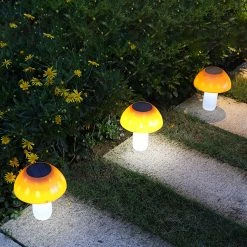 Juwas Solar Powered Mushroom Garden Lamp NEW ARRIVAL