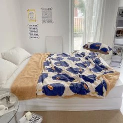 Juwas HOME&LIFESTYLE Sweet Blue Pear Print Plush Velvet Blanket