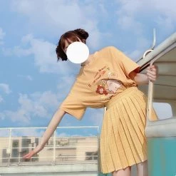 Juwas Food Temptation Graphic Tees