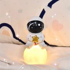 Juwas Astronaut On Moon Mini Night Light NEW ARRIVAL