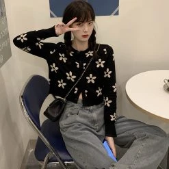 Juwas Korean Vintage Floral Print Cardigan