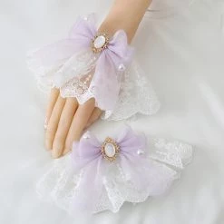 Juwas Ribbon Gem Pendant Lace Wristlet