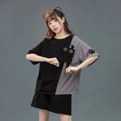 Juwas NEW ARRIVAL Two-Tone Black Cat Patchwork Loose T-Shirt Short