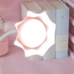 Juwas Kawaii Flowers Rechargeable LED Desk Lamp Lamp & Projector