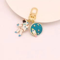 Juwas NEW ARRIVAL Astronaut Spaceship Pendant Keychain