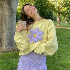 Juwas Flower Embroidery Long Sleeve Sweatshirt