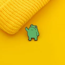 Juwas NEW ARRIVAL Green Frog Mini Brooch Pin