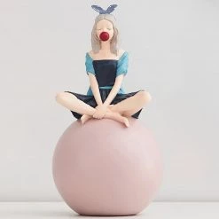 Juwas Girl Sit On Ball Ornaments NEW ARRIVAL