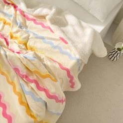 Juwas HOME&LIFESTYLE Rainbow Curls Plush Velvet Blanket