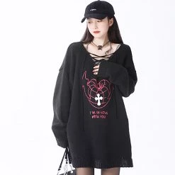 Juwas Gothic V-neck Loose Sweater